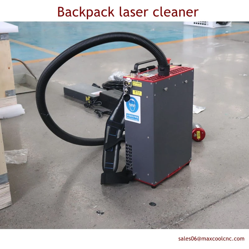 Small Portable Pulse Laser Cleaning Machine 200W 300W Backpack Style With Battery