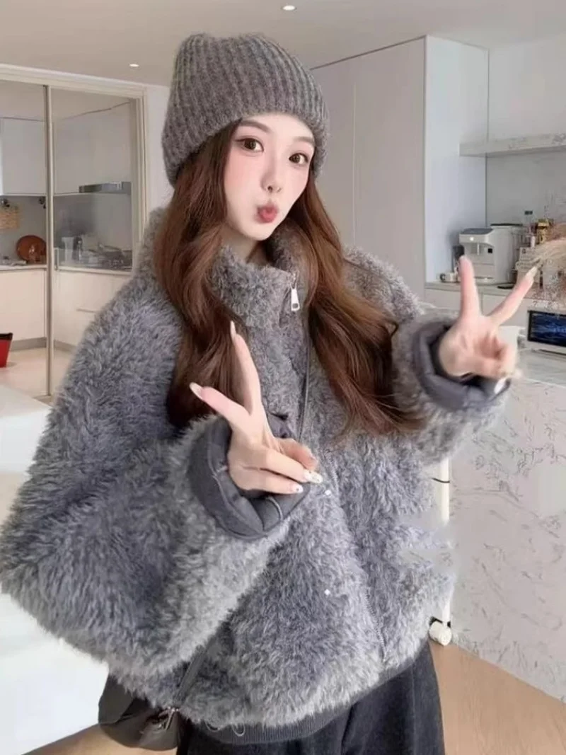 

Korean Version Lamb Fur Coat For Women Autumn Winter 2025 New Thick And Loose Short Plush Jacket Warm Top w1661