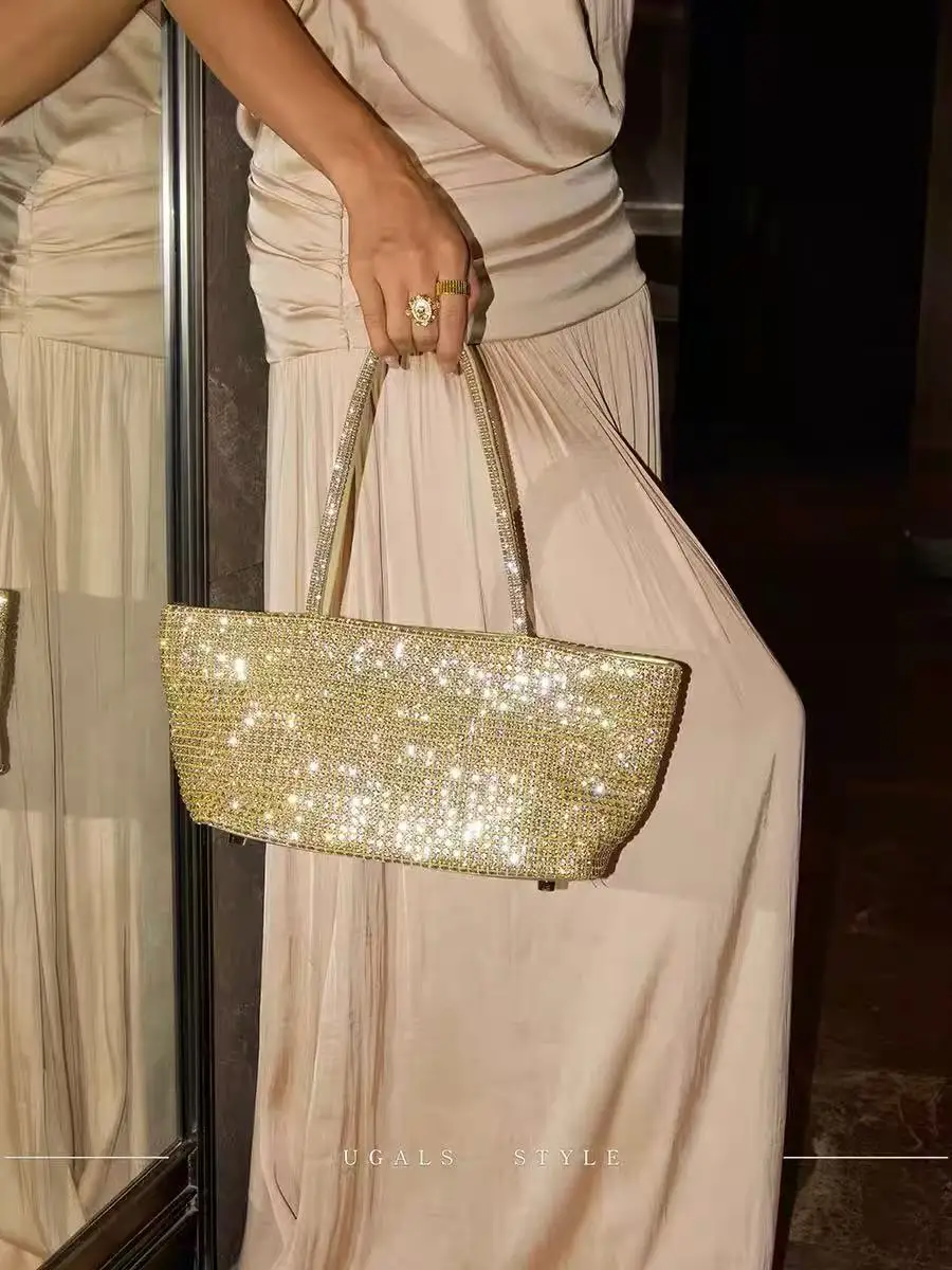 

Glitter Women Handbag Large Capacity Diamond Clutch Purse Wedding Party Banquet Bag Luxury Rhinestones Evening Bag Shoulder Bag