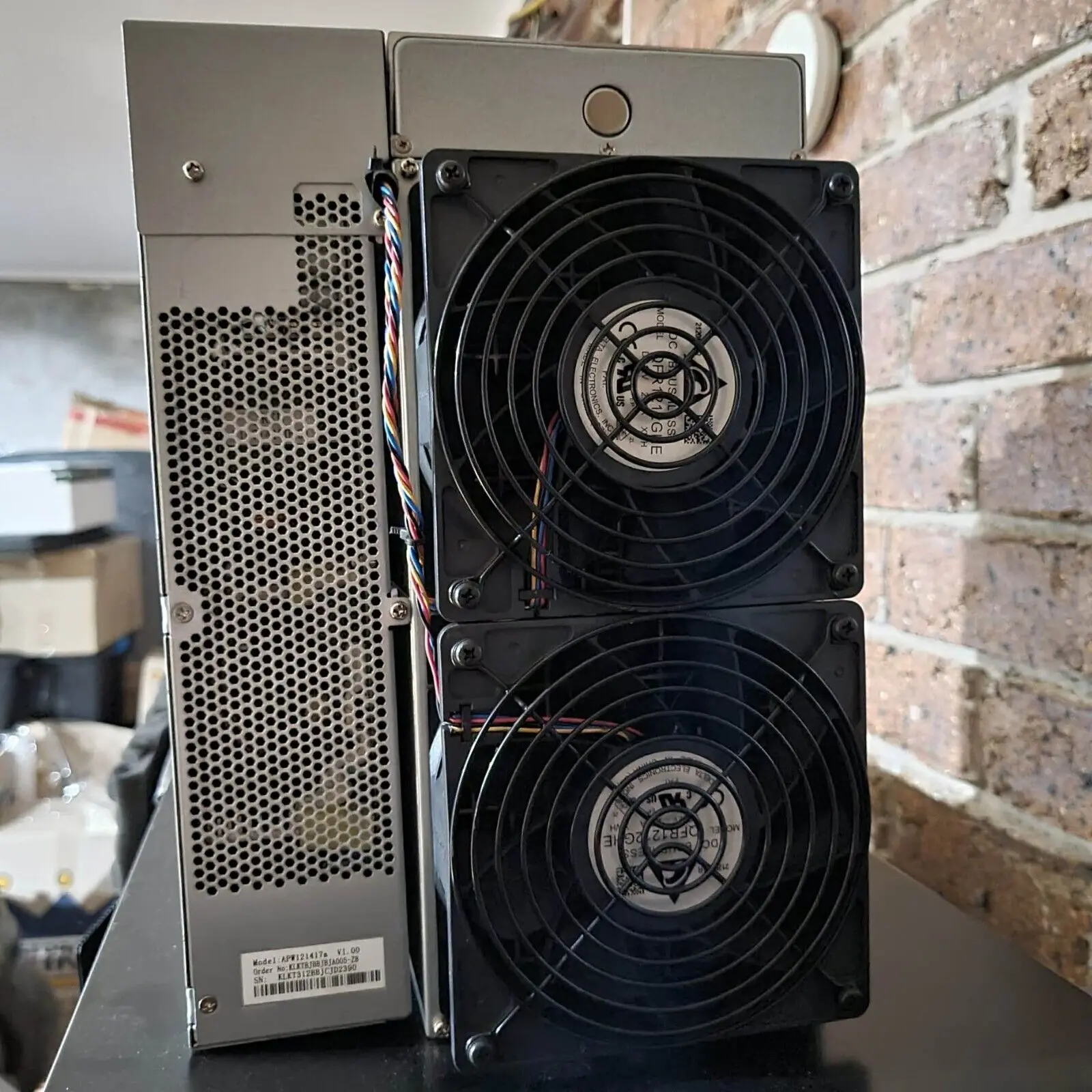 

Купите 2 и получите 1 бесплатно новый Antminer BITMAIN L7 9500MH/S Майнер LTC & DOGE