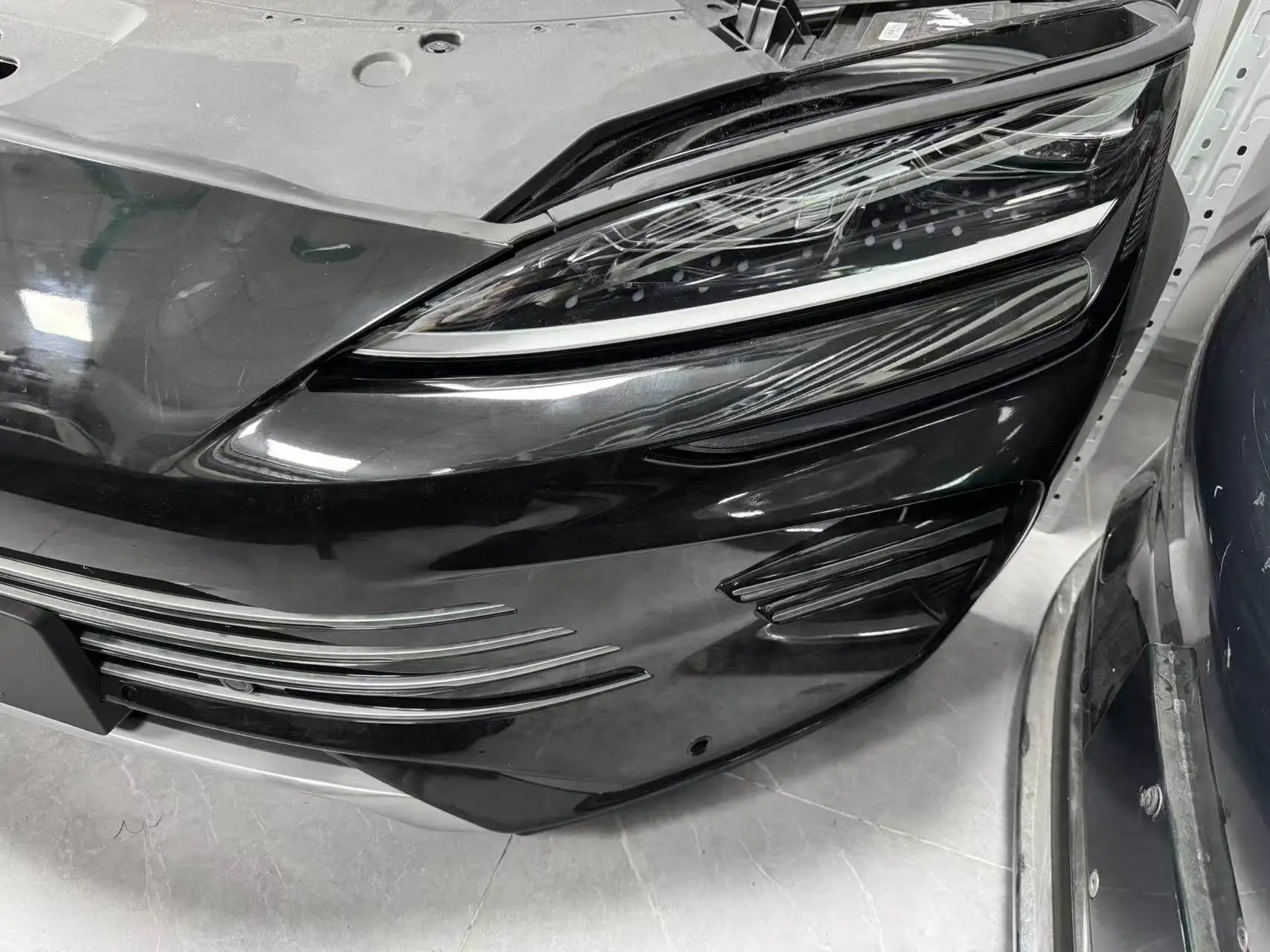 For BYD Song Pro Used Front Bumper & Headlight Assembly with Living Room Light OLIVER Fitment for Replacement