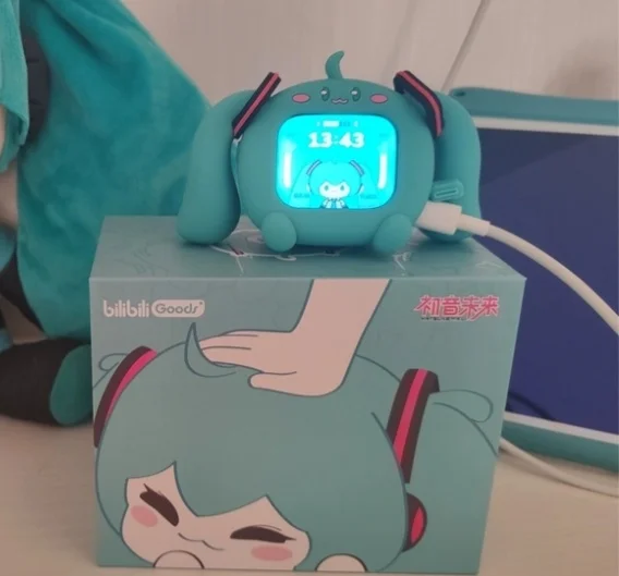 

Hatsune Miku Touch Screen Interactive Wireless Bluetooth Peripheral Headset Gift Box Cube Face Lcd Children Toy Customized Gift