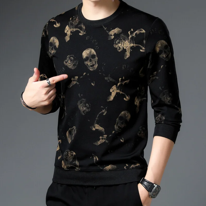 Spring and Autumn Men\'s Long Sleeve T-shirt Loose Round Neck Hoodie Top Clothes Bottom Clothes Fashion Trend