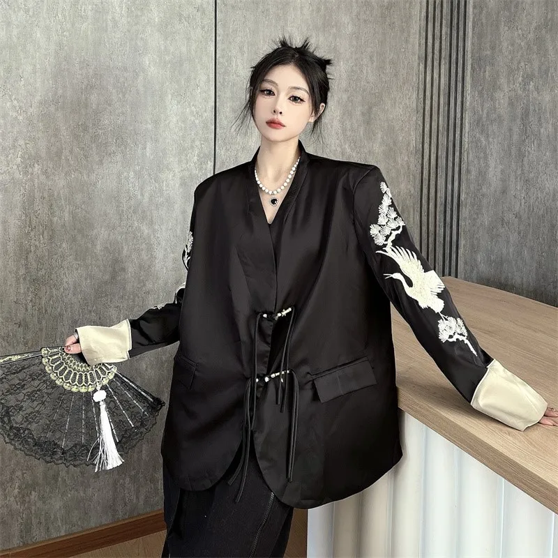 New Chinese Style National Baggy Coat Female Design Sense Satin Machine Embroidery Elegant Versatile Top