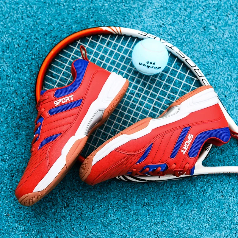 Sneakers da Badminton comode da uomo leggere rosso da uomo di grandi dimensioni 45 46 scarpe da allenamento sportive da ping pong scarpe da ginnastica da pallavolo C988