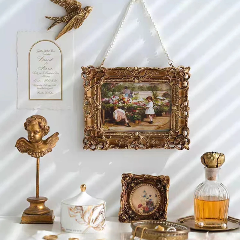 Elevate The Ambiance of Your Living Space with This Vintage European-style Photo Frame Wall Decoration Featuring Elegant Relief