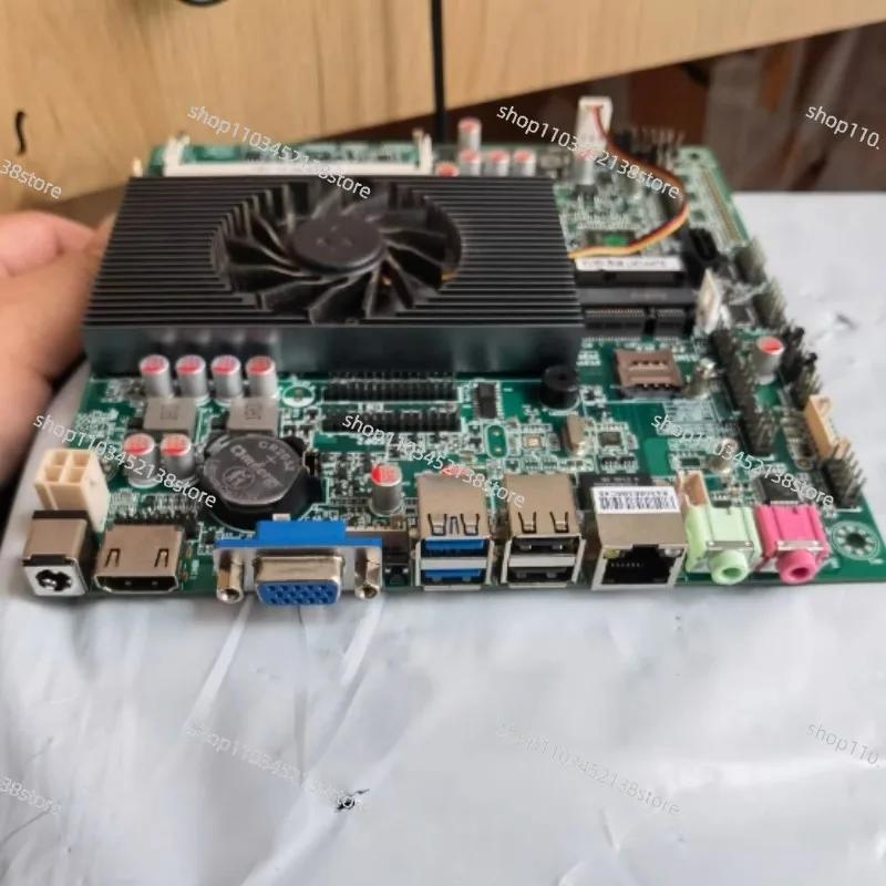 

ZO-3317UTC-2C2E I5-3317U Dual EDP LPT All-in-one Cash Register Main Board