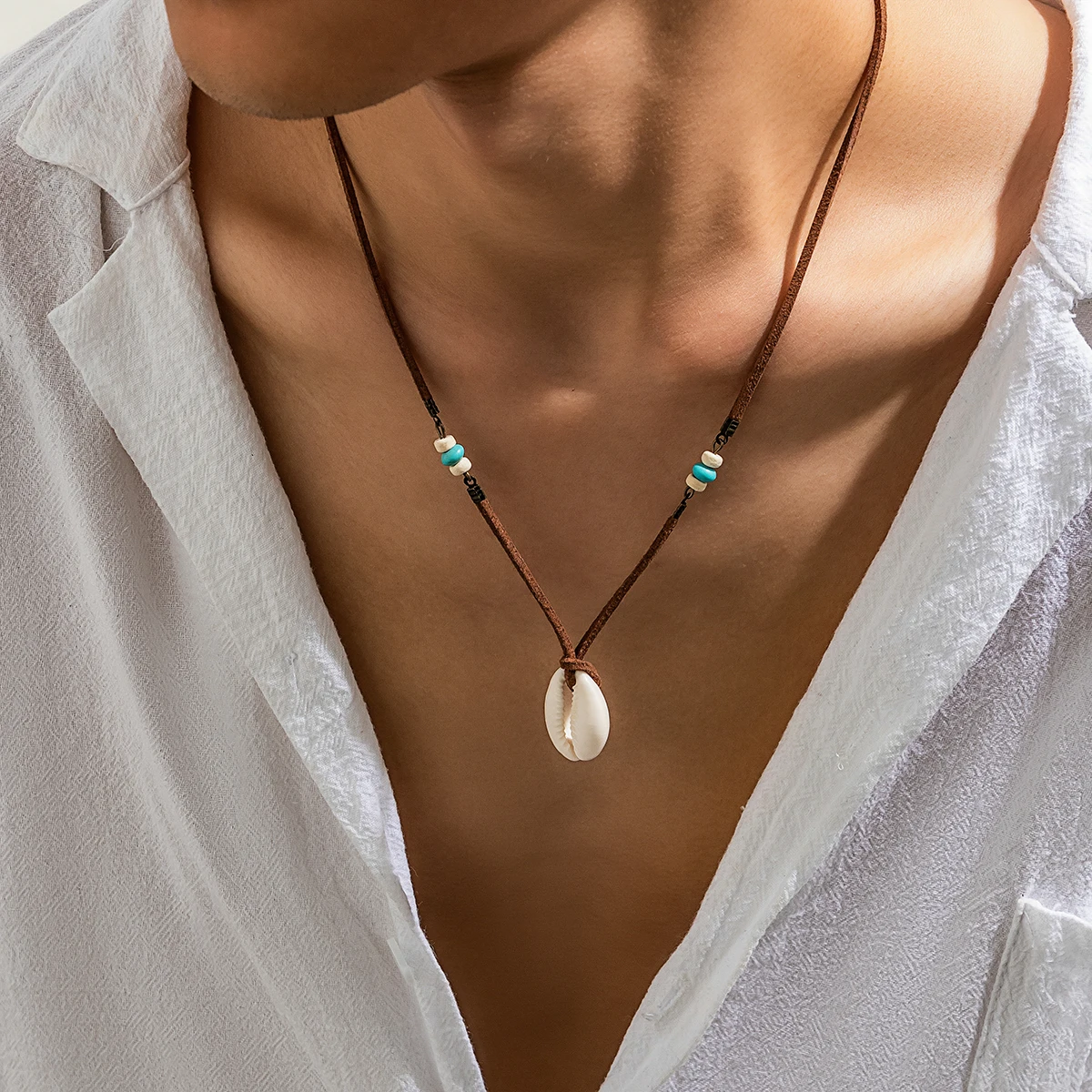 Salircon Bohemian Simulation Shell Pendant Choker Simple Brown Korean Velvet Clavicle Necklace Men's Casual Party Jewelry