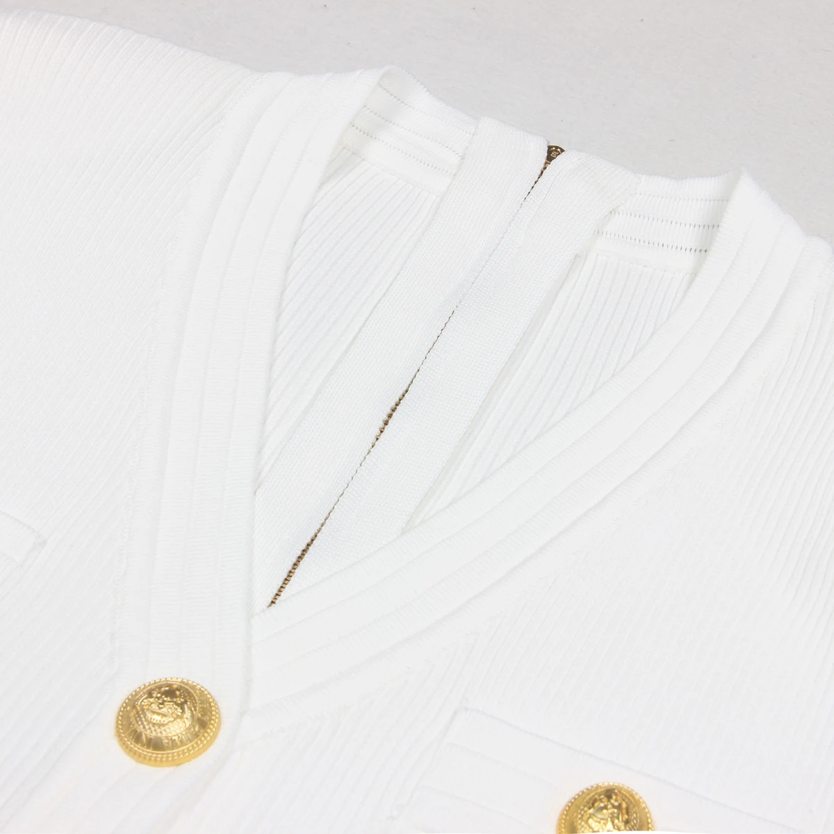 2025 Spring/Summer New Fashion Knitted Elastic Short Sleeve Solid Color Gold Button Slimming Style Commuter Women\'s Dress