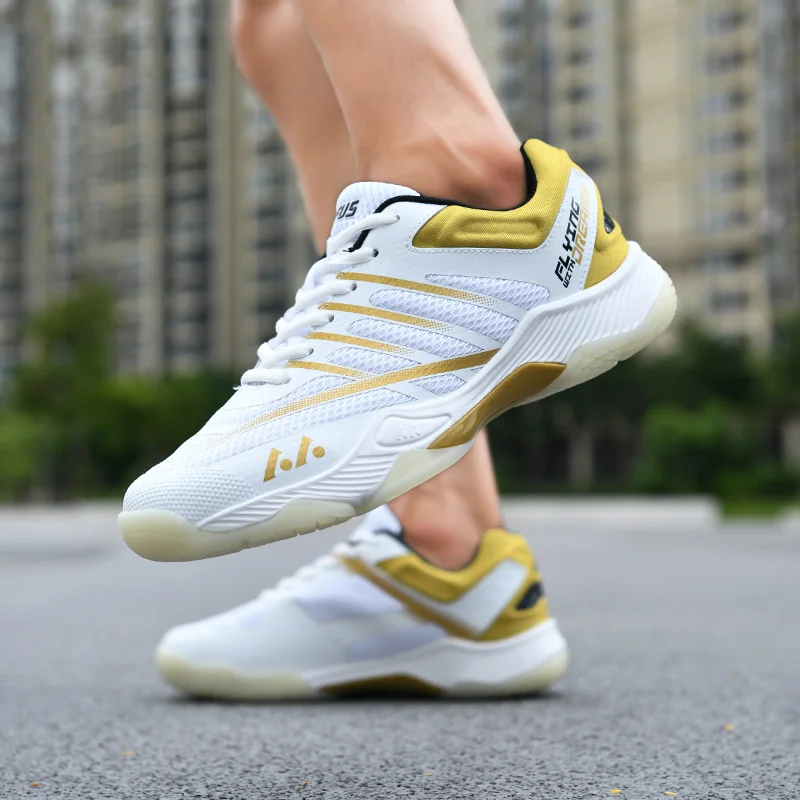 2025 Professional Badminton Shoes for Men Women Race Comfortbale Fashion Tennis Sneakers Plus Size 46 Sports Shoes Man Trainers
