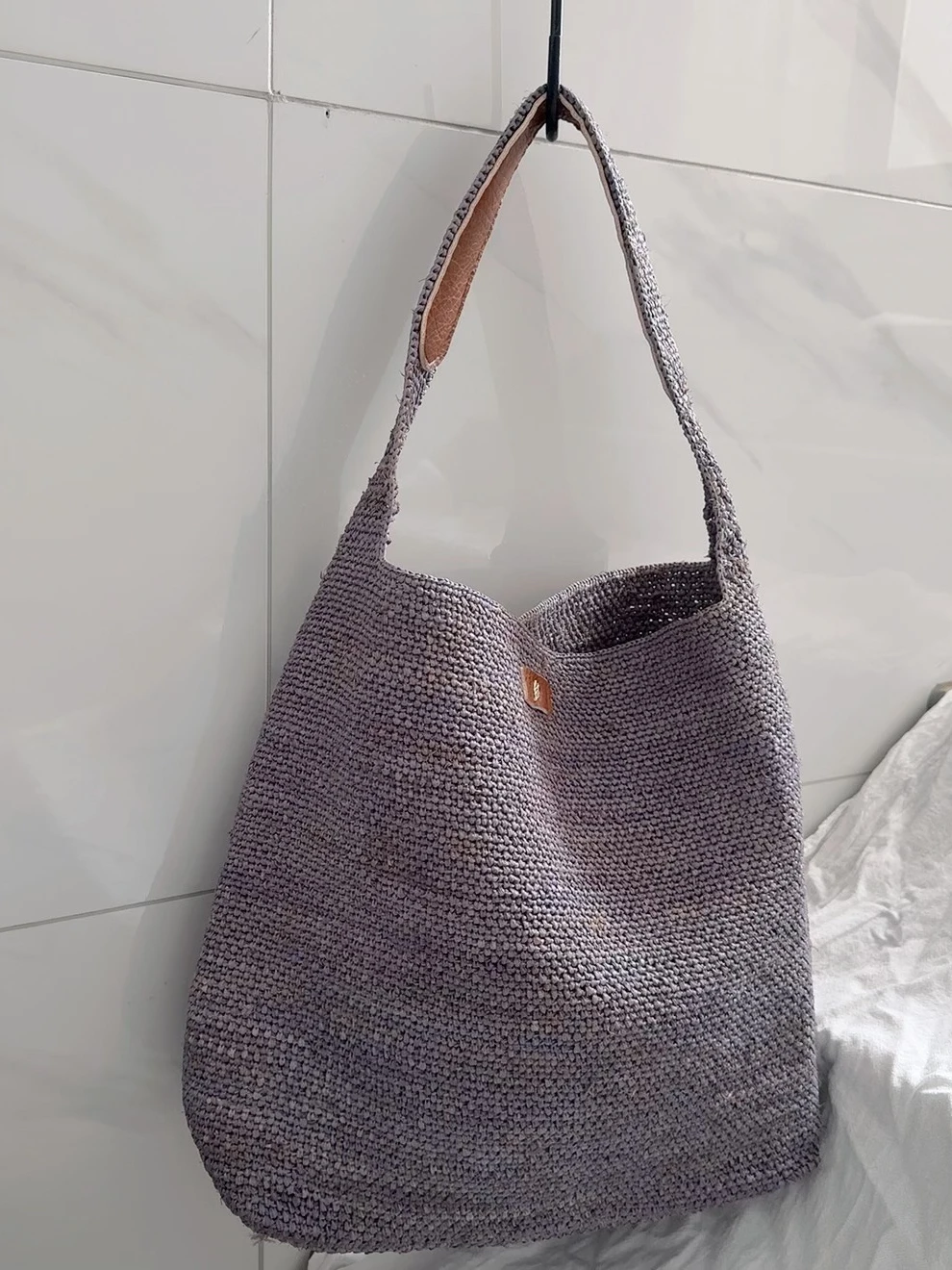 Bolsa de Ombro Feminina de Verão Estilo Japonês de Luxo em Palha Natural Laffey, Bolsa Tote Artesanal com Fecho Magnético em ...