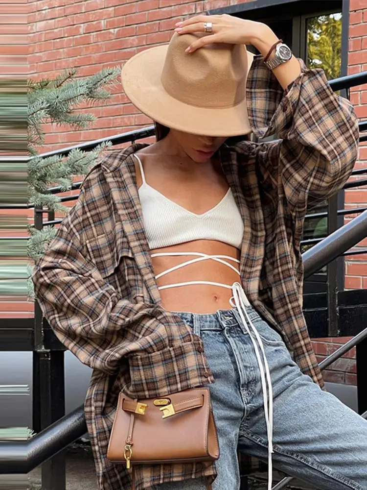 Women Shirt Plaid Single Breasted Lapel Oversize Blouse Female Fashion Long Sleeves Shirt Tops Vintage Lady Shirt Casual Outwear