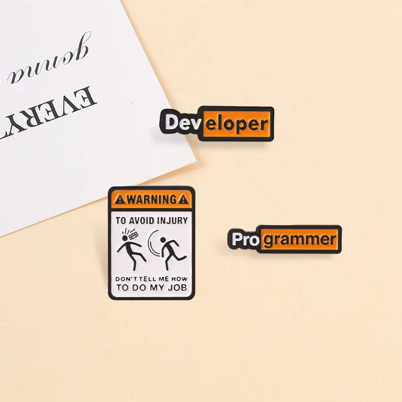 Lustige Warnschild-Emaille-Anstecker, Retro-Punk-Sarkasmus-Zitate, Broschen, Geek-Entwickler-Programmierer-Abzeichen, freches Geschenk für Freunde – Detail 4
