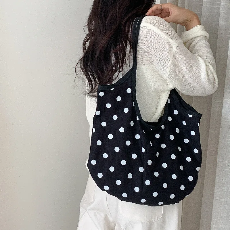

Fashion Dot Tote Bag New Casual Exquisite Cotton Shoulder Bag Lightweight Large Capacity Bucket Bag Cute Polka Dot Women Handbag