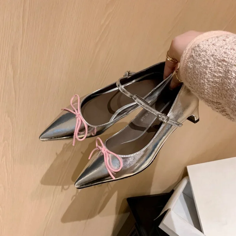 

Spring 2025 New Pointy Toe Thick Bow Decoration Elegant Temperament Cowhide Women's Mary Jane Shoes Women Single Shoes