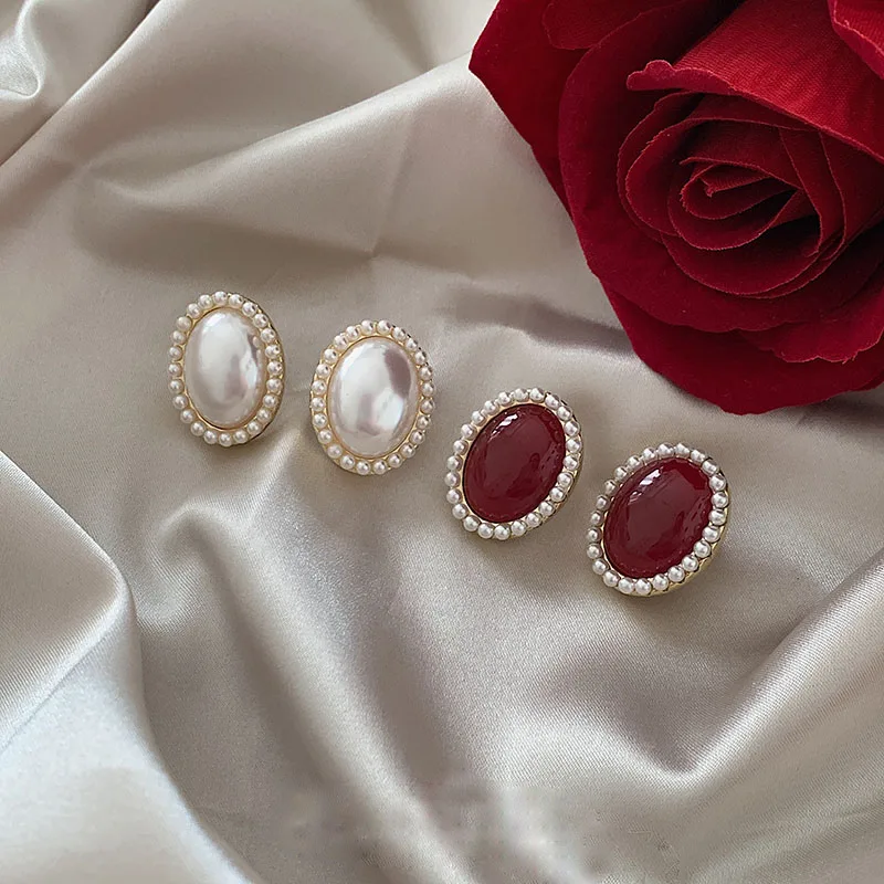 

Elegant Wine Red Oval Big Pearl Earrings for Women round Retro Korean Palace High Art Temperament Statement Fashion Jewelry