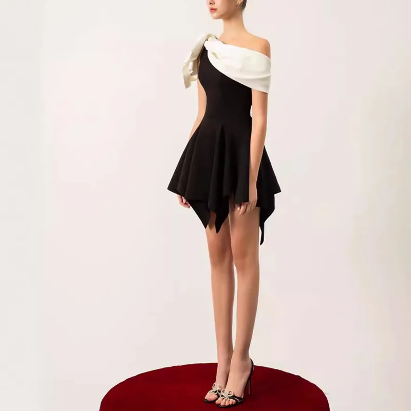 HKSH 夏の新しい女性のニッチデザインインファッション甘いスタイル不規則なハイエンドの気質クラシックパッチワークショートドレス HK5825