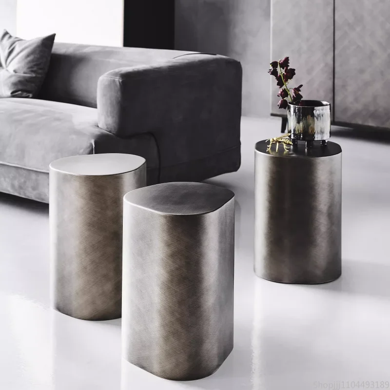 Modern Italian Minimalist Accent Table - Retro-Inspired Multifunctional Side Table for Living Room Luxury Compact Dressing Stool