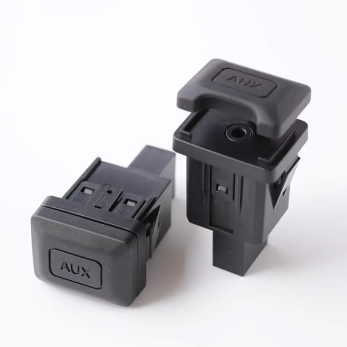 For Honda Civic CRV  Acura MDX Car Auxiliary Port Replacement Aux Switch Electronics Input Jack Stereo Adaptor 39112-SNA-A01