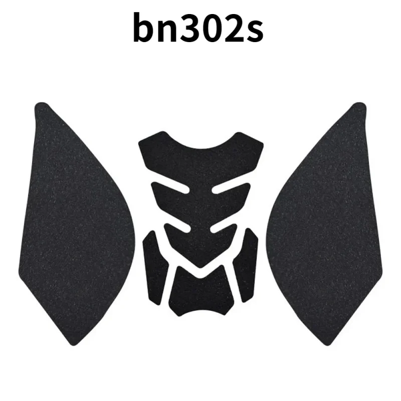 New motorcycle anti slip fuel oil tank pad protector side knee grip sticker decal padsfor Benelli bn302s bn300 bn 302s 300