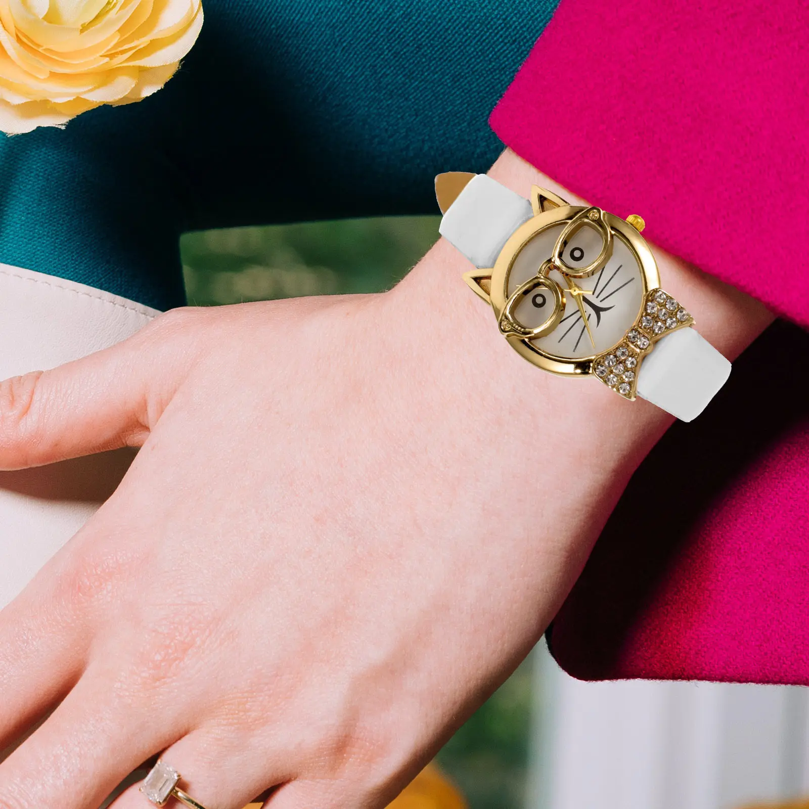 

Женские наручные часы с мультяшным кошачьим лицом, декоративные, стильные, легкие, с регулируемым ремешком, для повседневной носки и торжественных случаев, подарочные часы