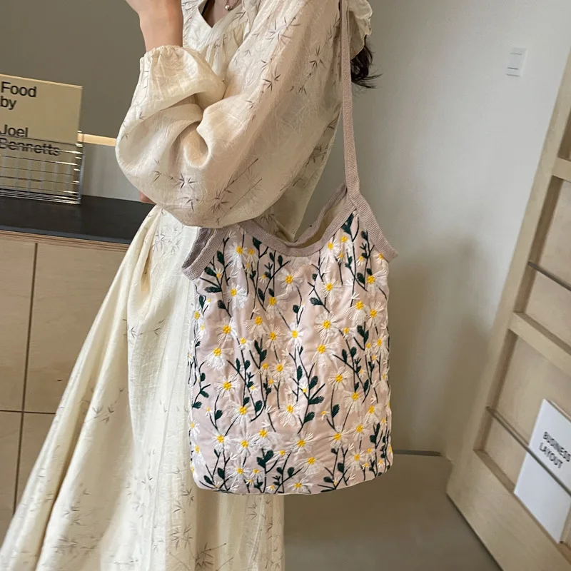 Daisy Embroidered Tote Bag Women Summer Large Capacity Cloth Bag Niche Embroidery Shoulder Bag Texture Bucket Bag Canvas Bag