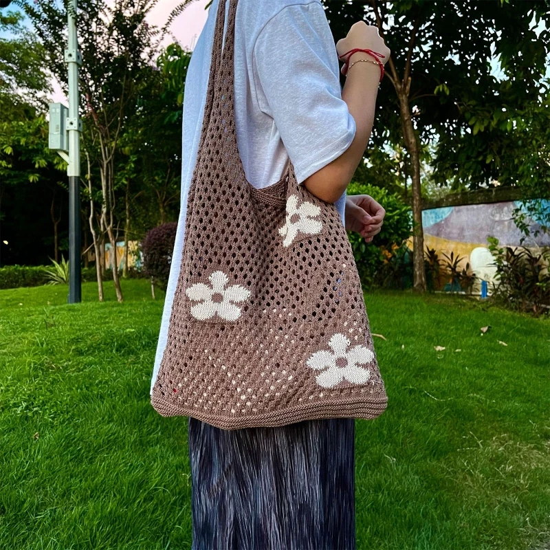 

Delicate Flower Hollow Knit Handbag Large Capacity Tote Bag for Friend Birthday E74B