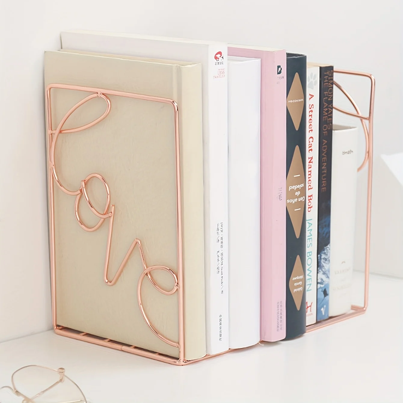 2 stücke liebe geformter Bücher ständer-stilvoller Bücher ständer mit mehrstufigem Lager regal und effizientem Organizer-System