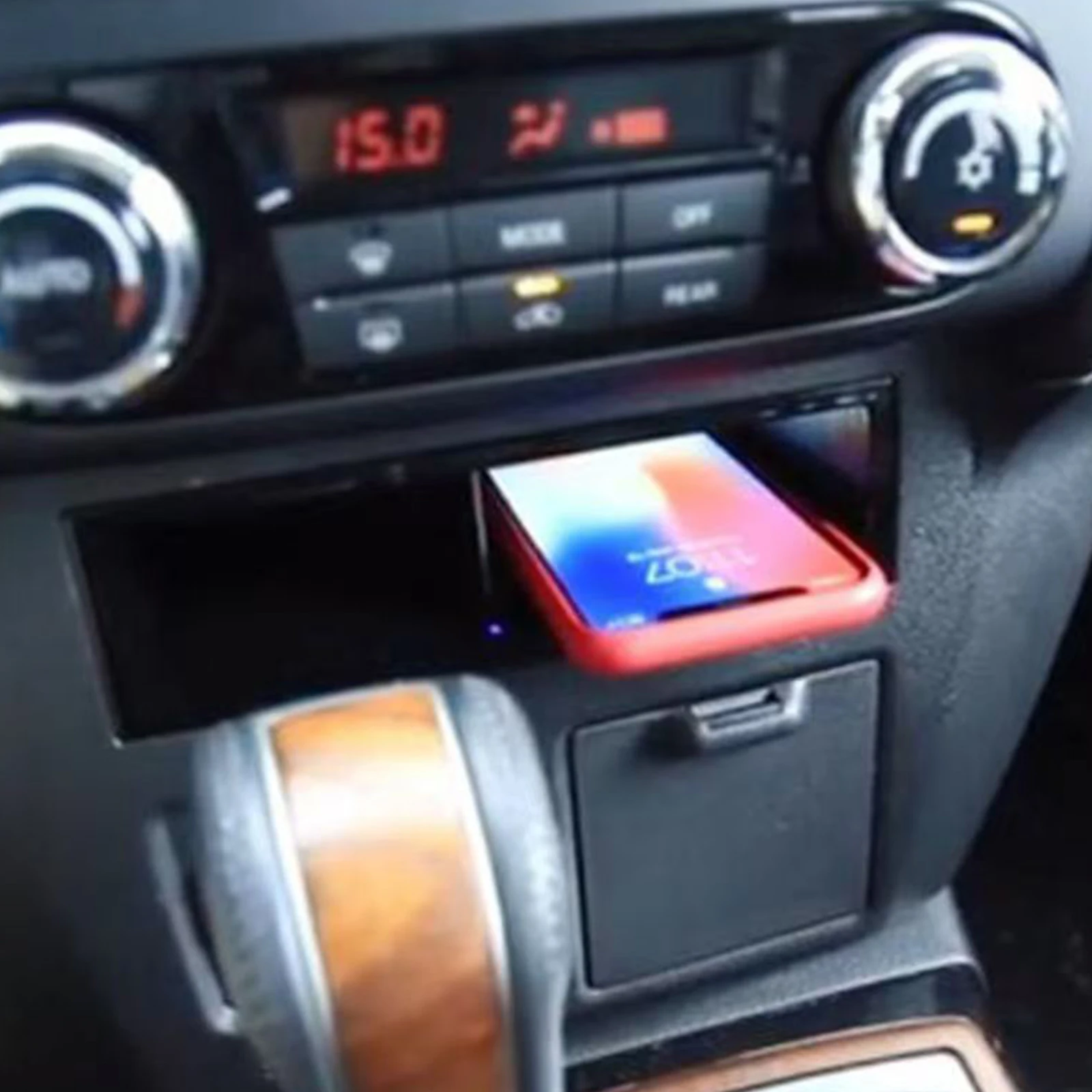 لميتسوبيشي باجيرو 2008 2010 2011 2012 2013 2014 2016 سيارة مركز وحدة التحكم الهاتف سريع شاحن لاسلكي لوحة شحن حامل