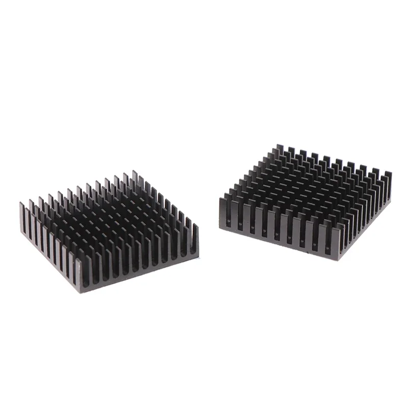 Parti della stampante 3D Dissipatore di calore Dissipatore di calore di raffreddamento in alluminio Dissipazione del calore del radiatore per motore passo-passo Nema17 42 40x40x11mm
