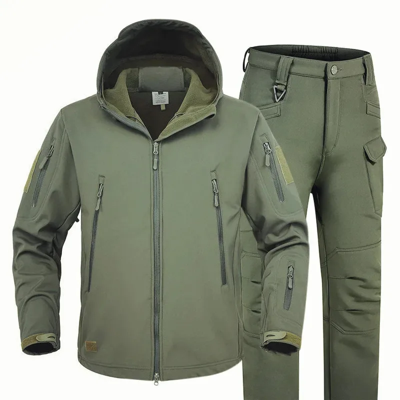 

Hot Winter Soft Shell Suit Tactical 2 Piece Set Men Outdoor Warm Waterproof Jacket And Pant Hiking Hunting Tracuit