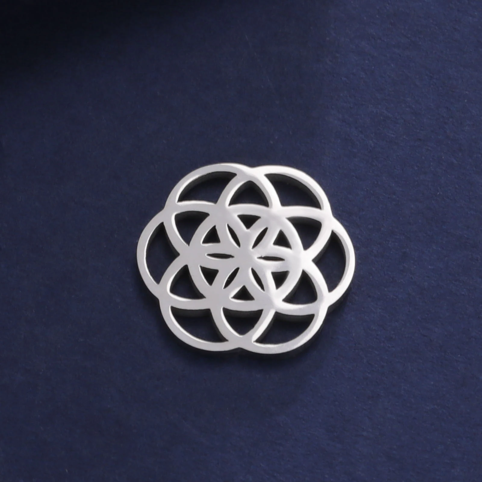 Teamer 5pcs Stainless Steel Charms For Jewelry Making Seed of Life Pendant Flower of Life Sacred Lotus Jewelry Making Supplies