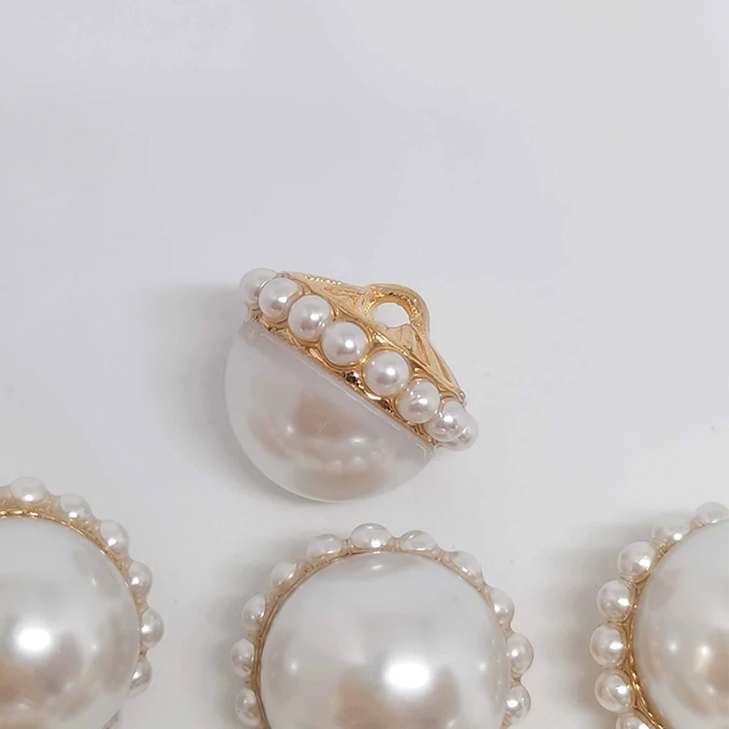 18MM Luxury Big Pearl Buttons For Crafts Sewing Notion Supliers Vintage Elegant Button Up Sewing Accessories Decorative Sew DIY