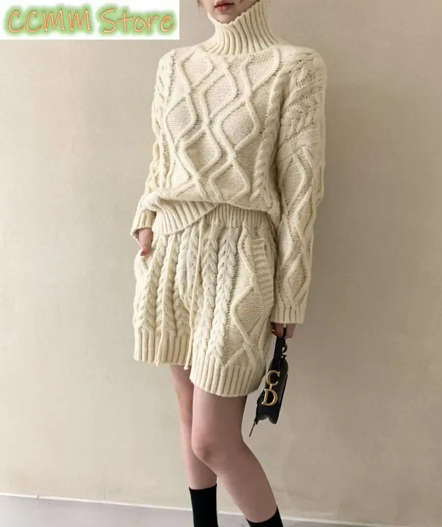 Fashion Trend Lazy Wind High Neck Hemp Pattern Knitted Sweater Female Autumn and Winter Thickened High-waisted Shorts Suit