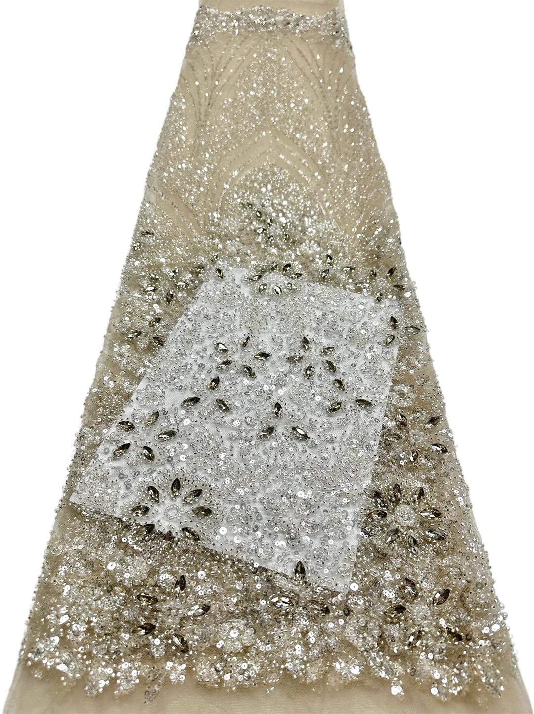New Promotion Heavy Process Party Dress Series Embroidery Beads with Sequins Super Top Quality Fabric