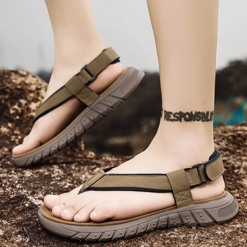 Zomer Heren Casual Strandsandalen Mode Heren Waterdichte Schoenen Voor Heren Hard-Dragende Flip Flop Beknopt Heren Antislip Sportglijbaan