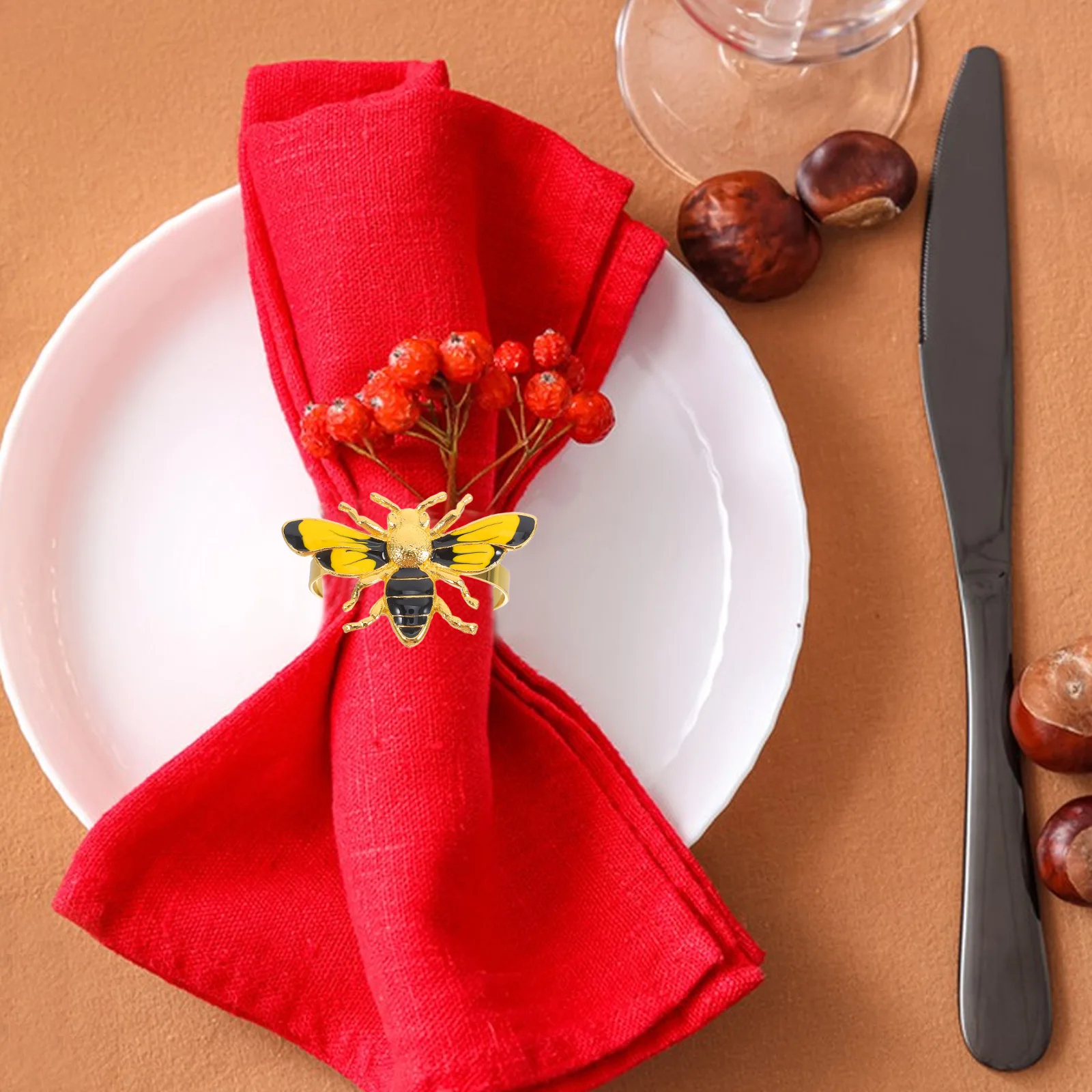 

4Pcs Bee Napkin Rings Metal Serviette Holders Festive Elegant Versatile Application for Hotel Dining Cafes Family