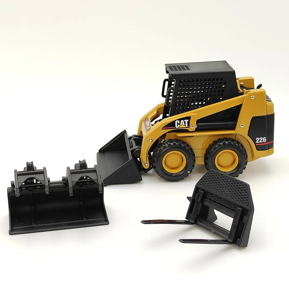 

Diecast 1:32 Scale Cat Carter 226 Replaceable Front Forklift Alloy Engineering Truck Model Collectible Toy Gift Souvenir Display