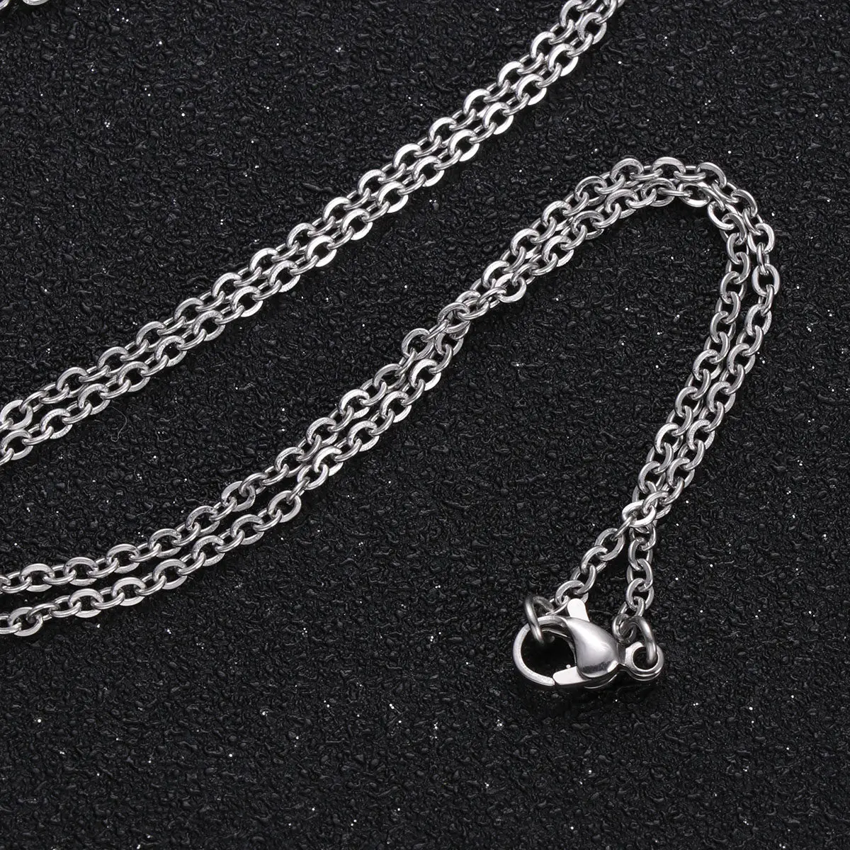 Bone Ash Necklace Cremation Jewelry Stainless Steel Sand Glass Design Urn Pendant Necklace for Holding Ashes and Perfume