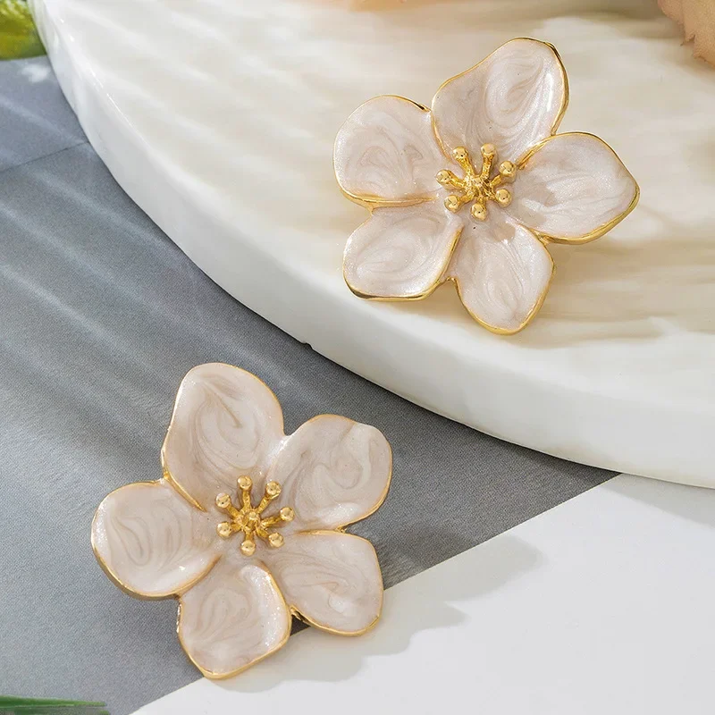 Trendy Dropped Glaze Flower Stud Earrings for Women Girl French Ins Vintage 2025 Fashion Korean Wedding Romantic Jewelry