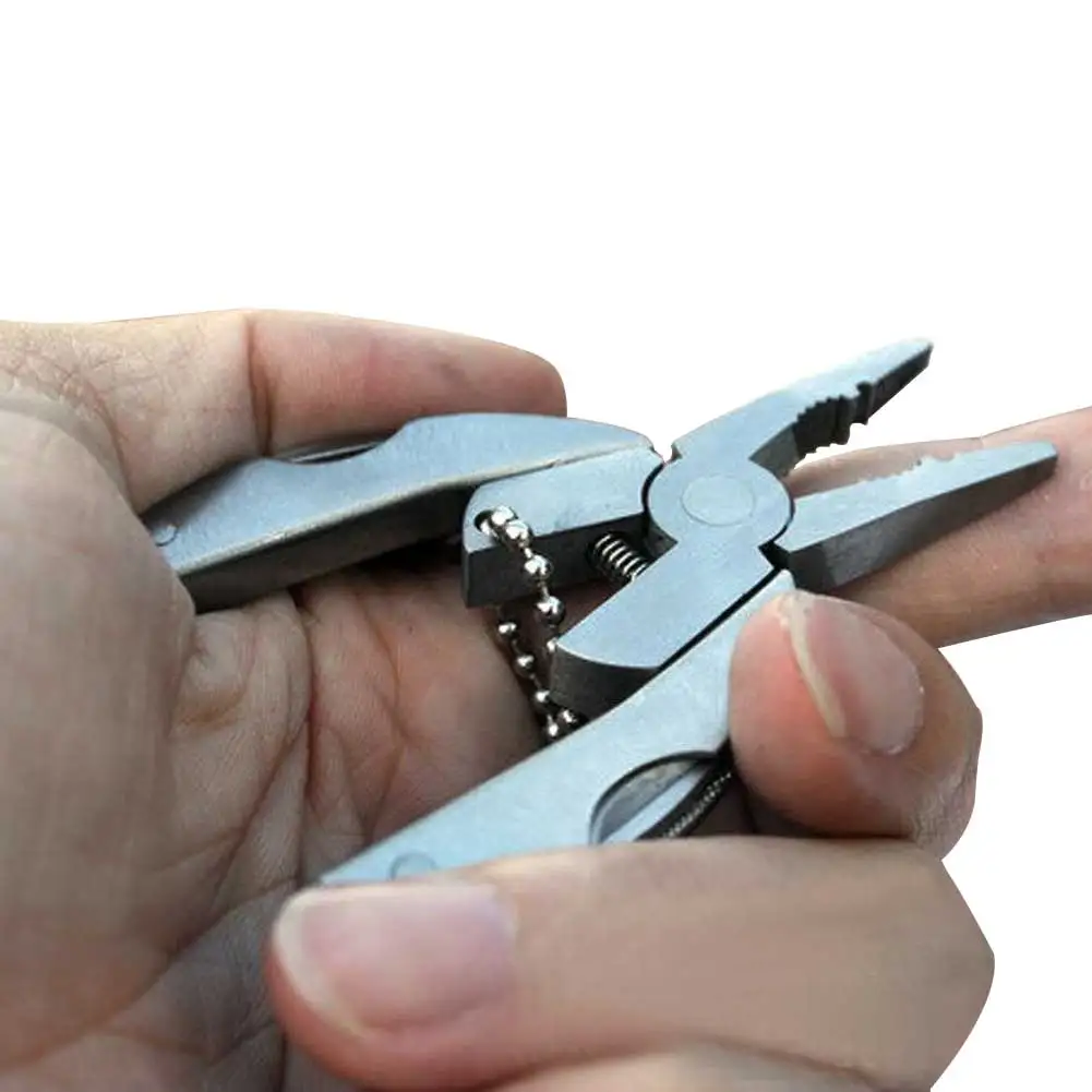 Stainless Steel Outdoor Mini Multitool Folding Plier Wire Stripper Pocket Knife Keychain Screwdriver Survival Tools for Camping