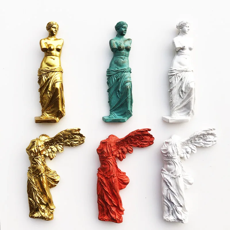 Tourist souvenirs from the Louvre in France - Sexy Goddess refrigerator magnet - Magnetic item - Paris landmark