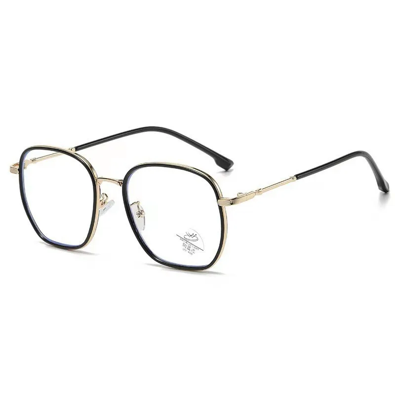 Photochromic Myopia Glasses for Women Men Large Frame Blue Light Blocking Eyewear Ultra Light Eye Protection Eyewear 0 To -4.0