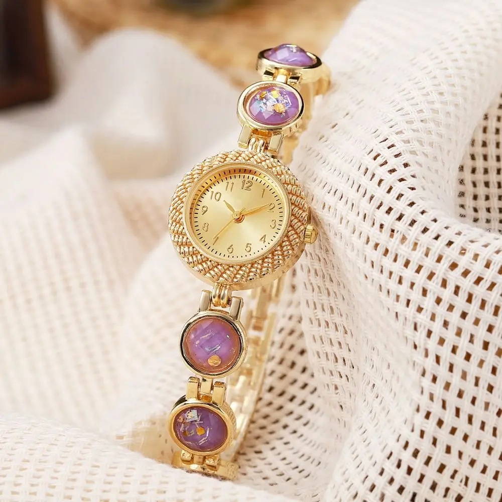 

Gold Rhinestone-Inlaid Ladies Quartz Watch Heart Bracelet Oval Bracelet Quartz Bracelet Watch Colored Gemstones