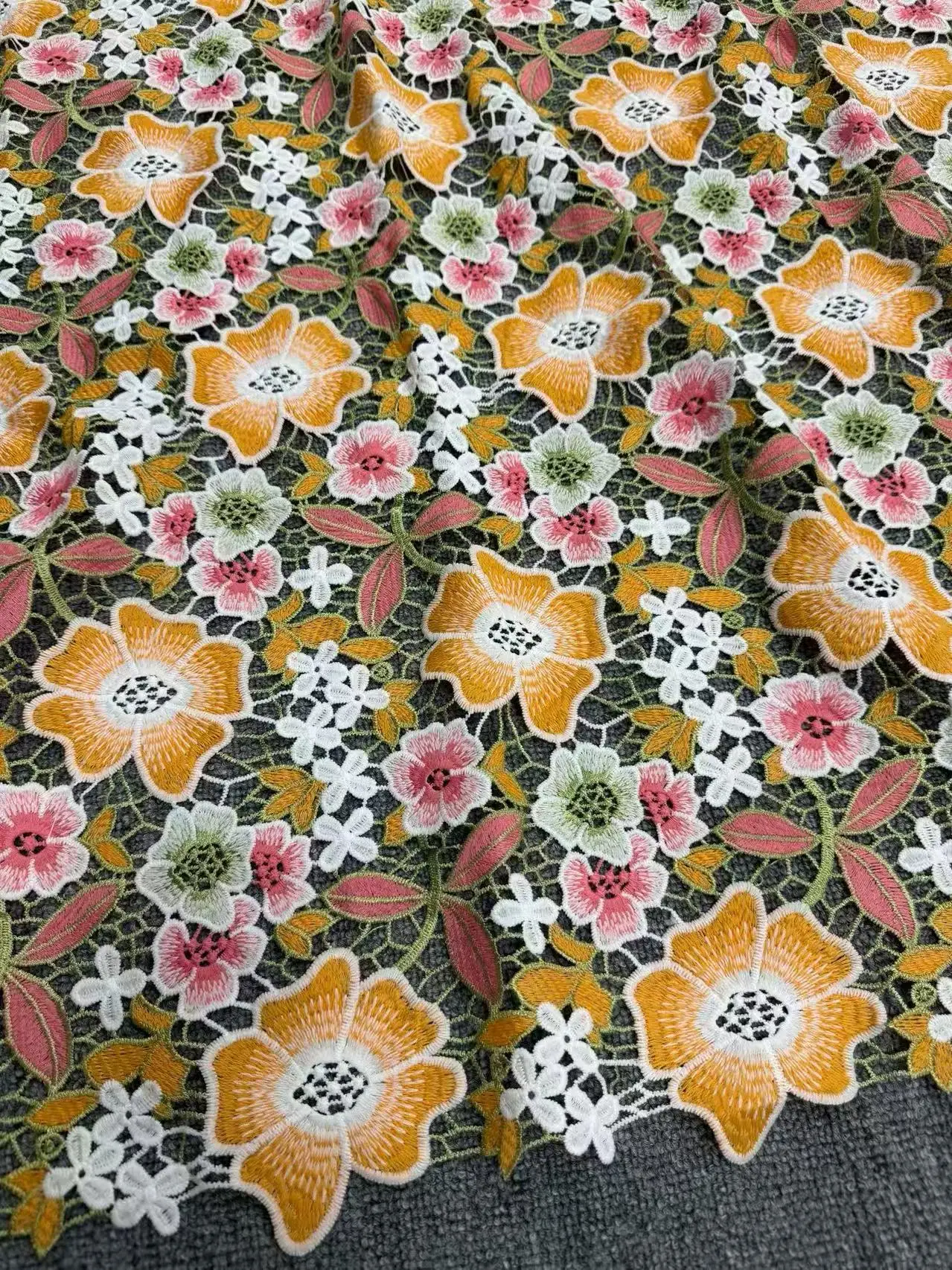 

Nigerian African French Tulle Net Lace with 3D Flower Embroidery Fabric for Wedding Latest Style French Lace Fabric