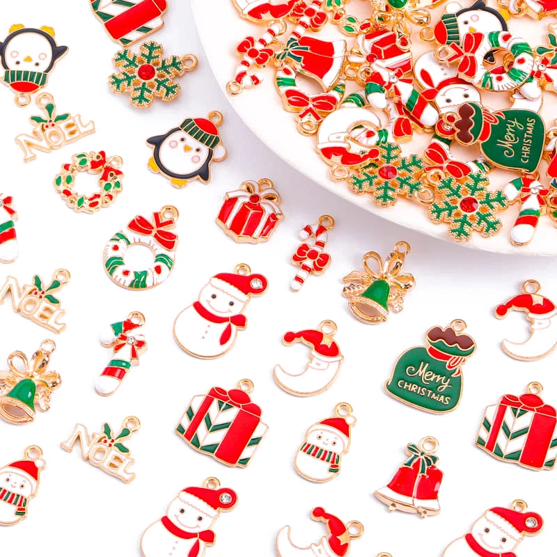 45Pcs/Lot Cute Elk Snowflake Santa Snowman Holiday Gift Charm for DIY Necklace Keychain Handmade Accessories Ornament Wholesale