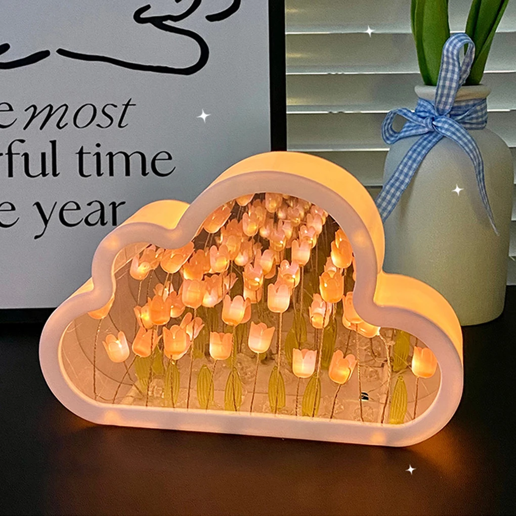 Tulipano Nuvola Mare di Fiori Luce notturna Luce creativa Atmosfera Luce Trasparente Qixi Amanti Regalo Decorazione del desktop
