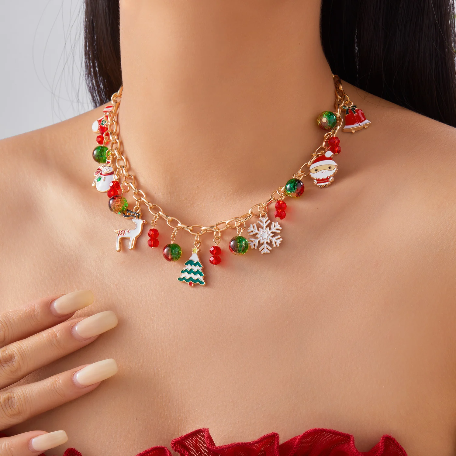 Festive Effect Christmas Tree Snowman Necklace for Women Alluring Snowman Motifs Alloy Necklace Friendship Jewelry Gifts