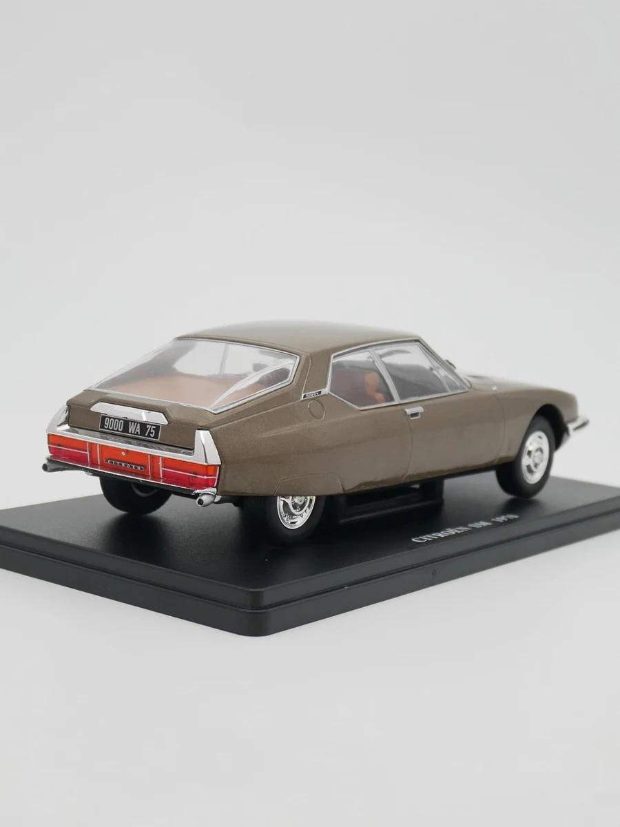 سيارة لعبة معدنية طراز IXO 1:24 Hachette Citroen SM 1970