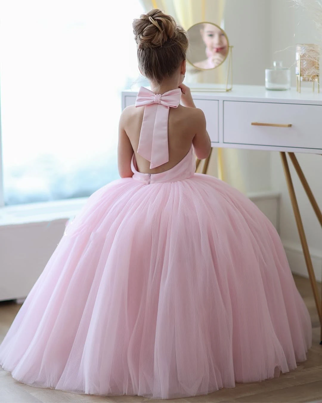 Customized Champagne Flower Girl Dress For Wedding Sequins Tulle Sleeveless Backless Birthday Party First Communion Ball Gown